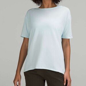 Lululemon Back in Action Short Sleeve Shirt - 6/8 Powder Blue